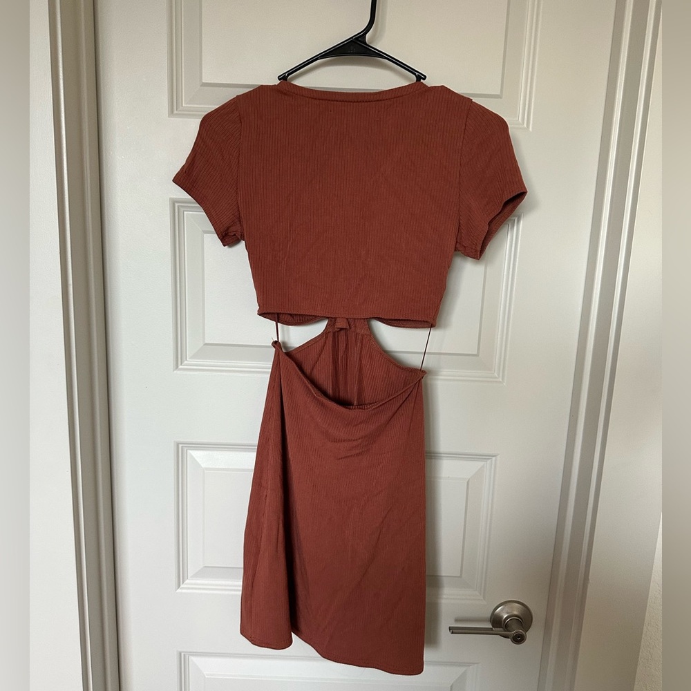 Abercrombie Cut Out Dress - Picture 2 of 2